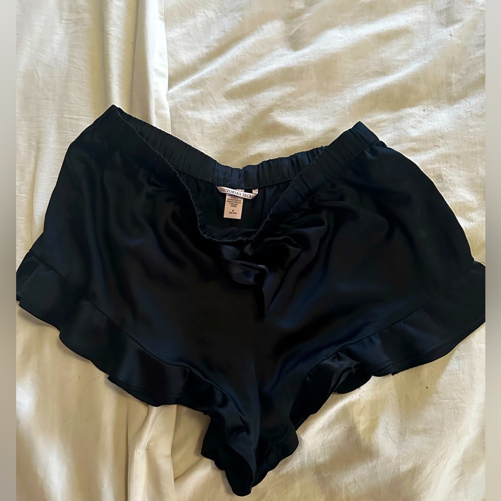 Victoria secret - BLACK Sliky shorts